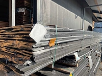 Douglas veer en groef zwart gecoat 5000x175x18mm (140x) - afbeelding 2 van  3