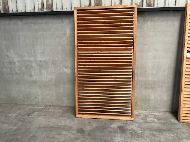 Douglas verstelbaar lamellen paneel 223x120 cm - afbeelding 1 van  2
