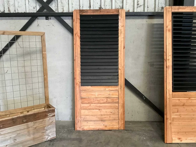 Douglas verstelbaar lamellen paneel 223x90 cm - afbeelding 1 van  2