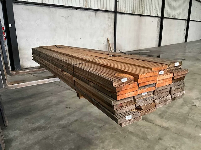 Douglas vlonderplank 300x14x2,5 cm (39x) - afbeelding 3 van  4