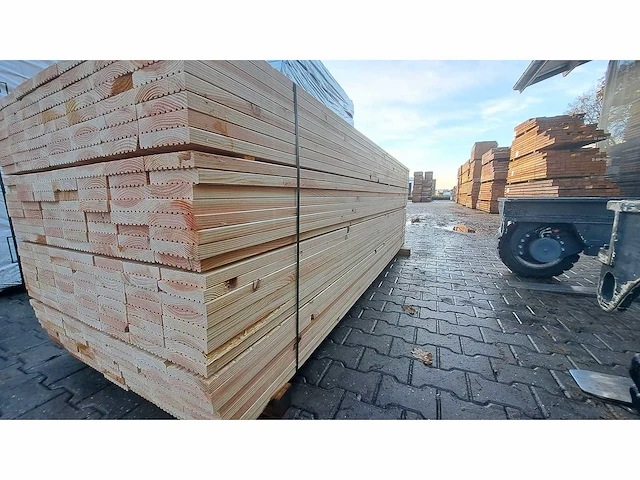 Douglas vlonderplanken 28x145mm, lengte 400cm (148x) - afbeelding 3 van  3