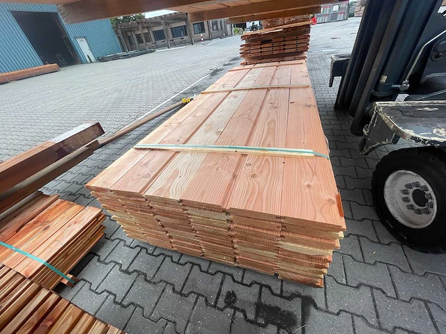 Douglas wisselsponning/halfhoutsrabat 3000x190x18mm (120x) - afbeelding 1 van  3