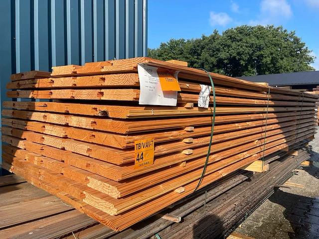 Douglas wisselsponning/halfhoutsrabat 4000x190x18mm (130x) - afbeelding 2 van  3