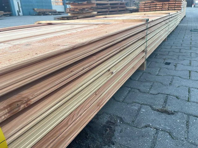 Douglas wisselsponning/halfhoutsrabat 5000x190x18mm (74x) - afbeelding 2 van  3