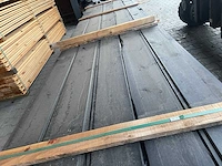 Douglas wisselsponning/halfhoutsrabat zwart gecoat 4000x90x18mm (50x) - afbeelding 1 van  3