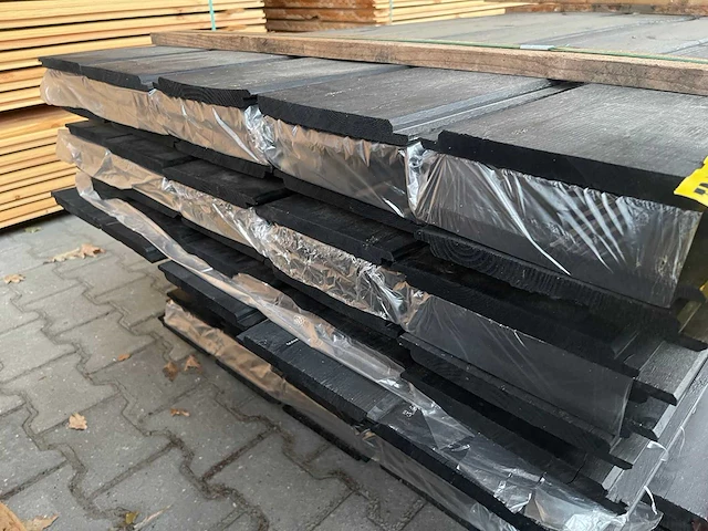 Douglas wisselsponning/halfhoutsrabat zwart gecoat 4000x90x18mm (50x) - afbeelding 3 van  3
