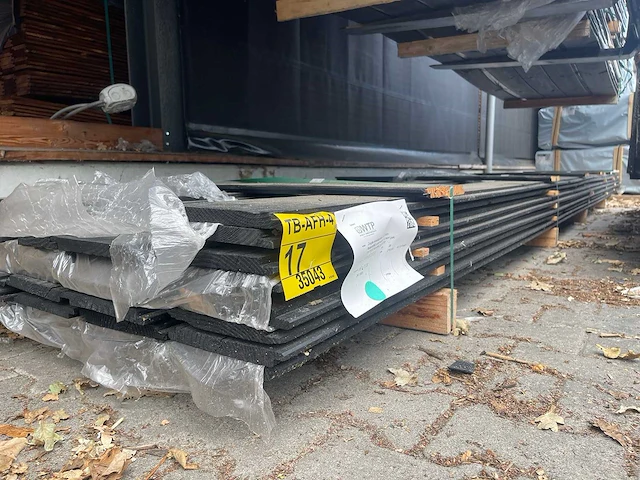 Douglas wisselsponning/halfhoutsrabat zwart gecoat 6000x190x18mm (36x) - afbeelding 2 van  2