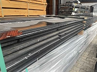 Douglas wisselsponning/halfhoutsrabat zwart gecoat 6000x190x18mm (36x) - afbeelding 2 van  3