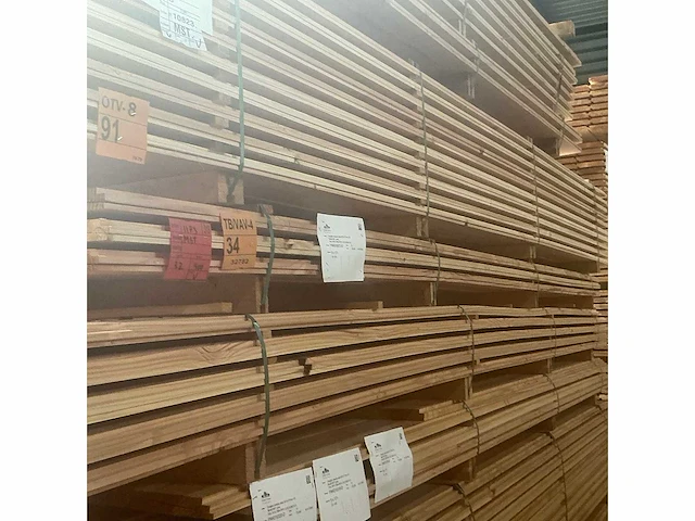 Douglas zweeds rabat 23x190mm, lengte 400cm (32x) - afbeelding 4 van  4
