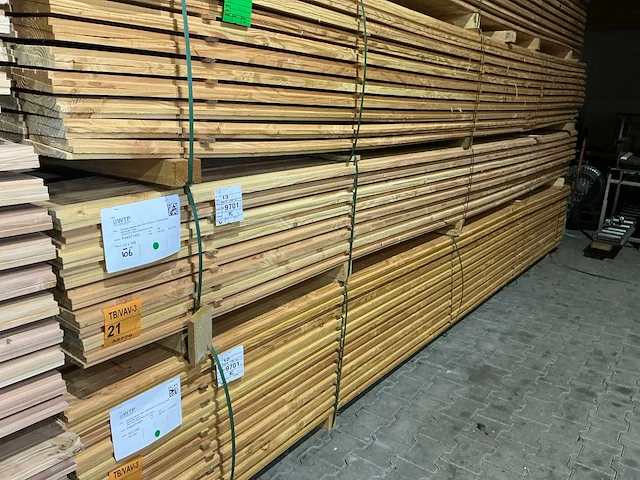 Douglas zweeds rabat 26x155mm, lengte 500cm (106x) - afbeelding 4 van  4