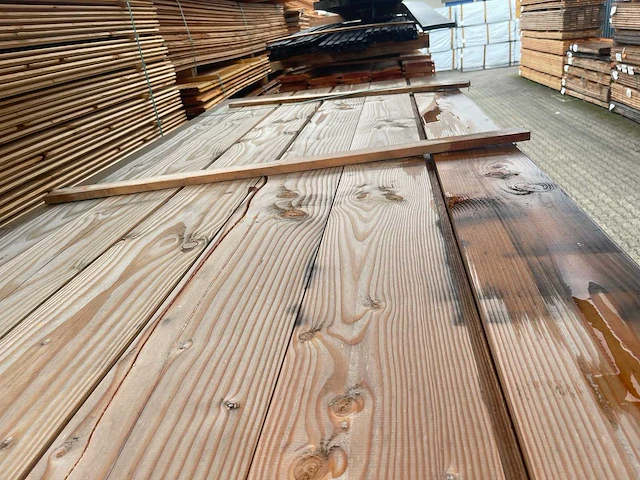 Douglas zweeds rabat 3000x190x26mm (132x) - afbeelding 1 van  3