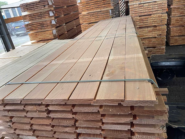 Douglas zweeds rabat 4000x140x20mm (140x) - afbeelding 1 van  3