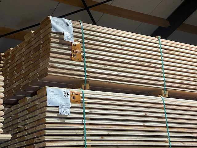 Douglas zweeds rabat 4000x190x21mm (75x) - afbeelding 4 van  4