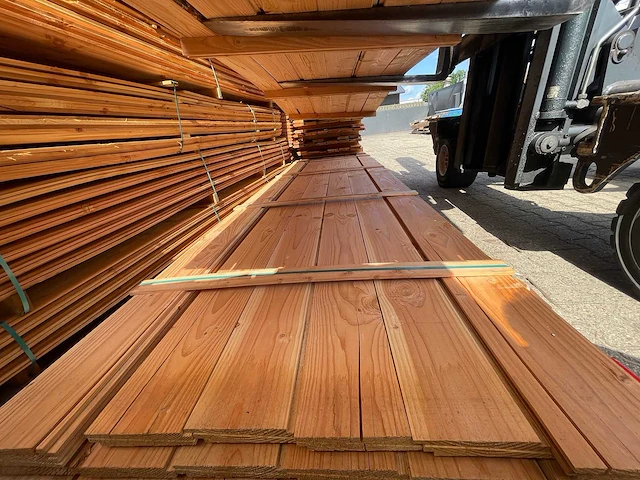 Douglas zweeds rabat 4000x195x21mm (50x) - afbeelding 1 van  3
