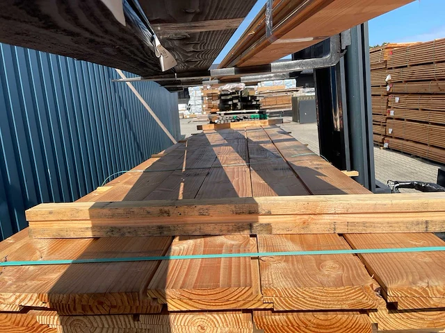 Douglas zweeds rabat 4000x195x26mm (22x) - afbeelding 1 van  3