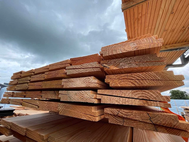 Douglas zweeds rabat 4000x195x26mm (62x) - afbeelding 3 van  3