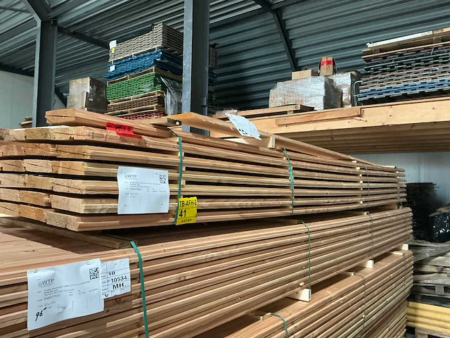 Douglas zweeds rabat 4000x195x26mm (74x) - afbeelding 4 van  4
