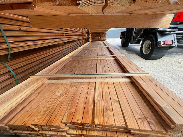 Douglas zweeds rabat 5000x155x26mm (32x) - afbeelding 1 van  3