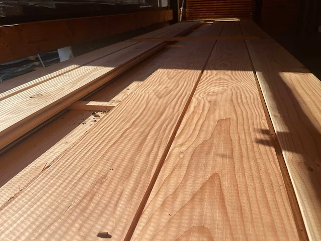 Douglas zweeds rabat 5000x190x21mm (70x) - afbeelding 1 van  3