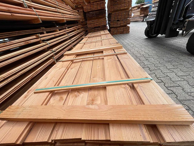 Douglas zweeds rabat 5000x195x26mm (66x) - afbeelding 1 van  3