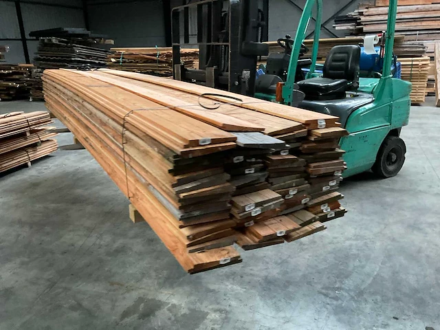 Douglas zweeds rabat plank 400x19x2,4 cm (84x) - afbeelding 3 van  9