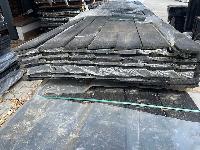 Douglas zweeds rabat zwart gecoat 4000x125x22mm (130x) - afbeelding 3 van  3
