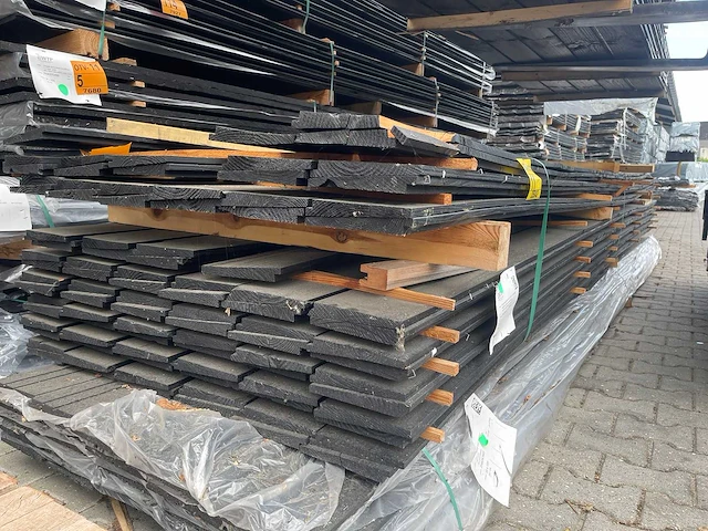 Douglas zweeds rabat zwart gecoat 4500x195x26mm (94x) - afbeelding 2 van  3