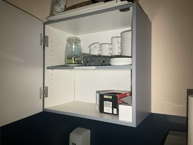 Douwe egberts koffiemachine met toebehoren - afbeelding 2 van  8