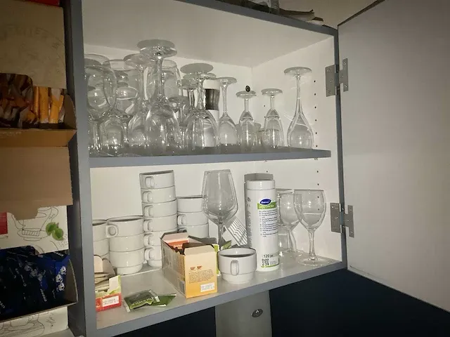 Douwe egberts koffiemachine met toebehoren - afbeelding 8 van  8
