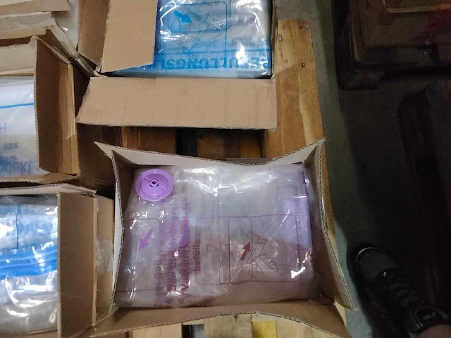 Dozen met grote vacuum zakken.(6x) - afbeelding 2 van  5