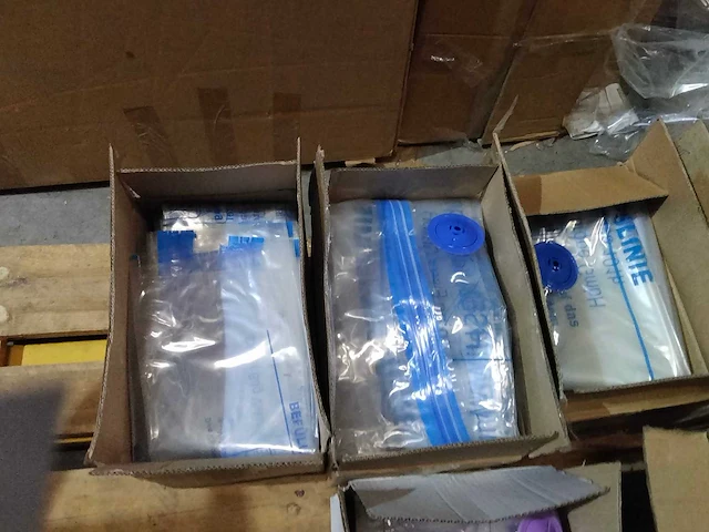 Dozen met grote vacuum zakken.(6x) - afbeelding 3 van  5