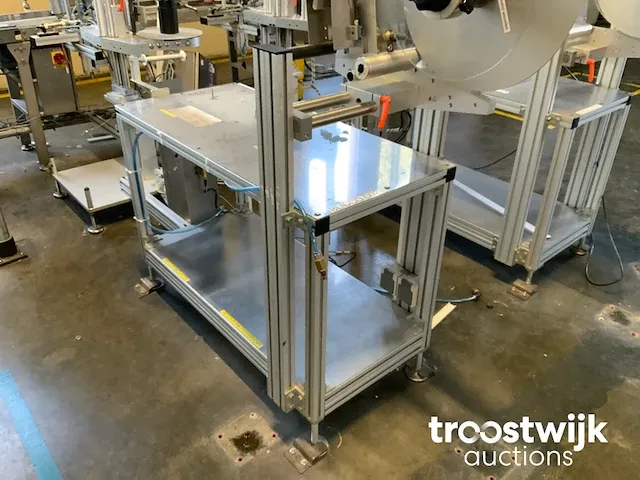 Dozensluitmachine + label lijn - afbeelding 14 van  35