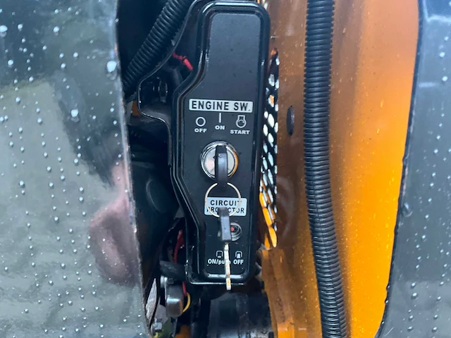 Dpc ht-320 rups schranklader - afbeelding 23 van  25