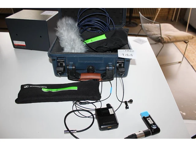 Draadloze microfoonset sennheiser sk avx in flightcase. - afbeelding 2 van  4