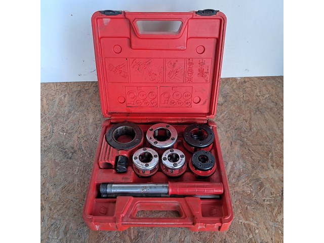 Draadsnijapparaat handbediend rothenberger, 600 bspt-r, bouwjaar 2014, snijkop range ½"-1 1/4" ~ - afbeelding 1 van  7