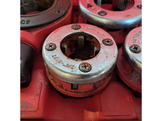 Draadsnijapparaat handbediend rothenberger, 600 bspt-r, bouwjaar 2014, snijkop range ½"-1 1/4" ~ - afbeelding 3 van  7