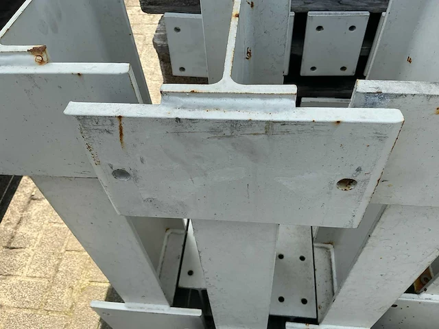 Draagarmstelling 4 staanders 32 armen - afbeelding 8 van  8