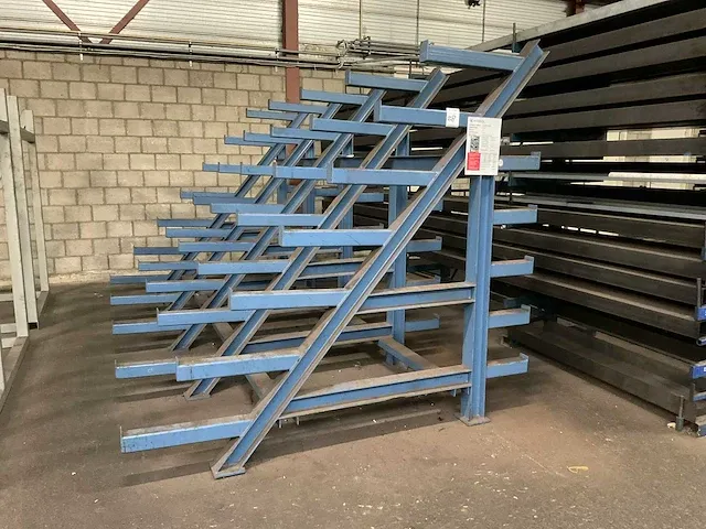 Draagarmstelling - afbeelding 1 van  3