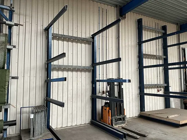 Draagarmstelling - afbeelding 1 van  9