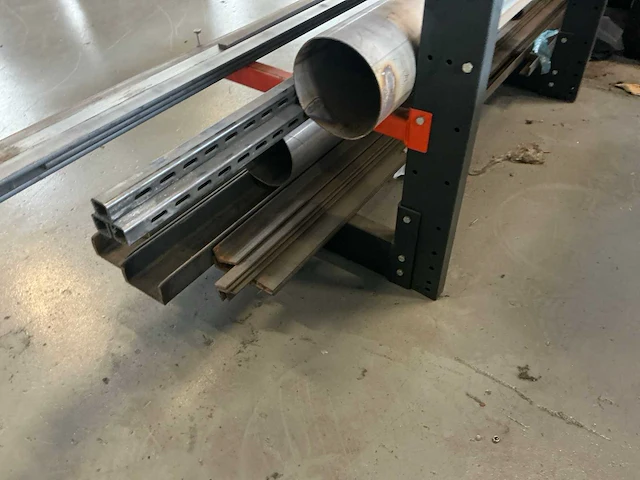 Draagarmstelling - afbeelding 5 van  8
