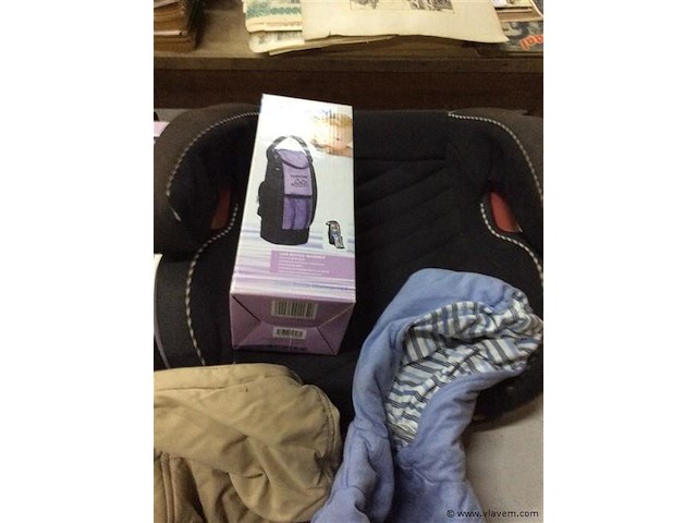 Draagzak + kinderkledij - afbeelding 3 van  4