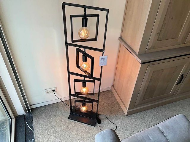 Draaibare vloerlamp - afbeelding 2 van  4