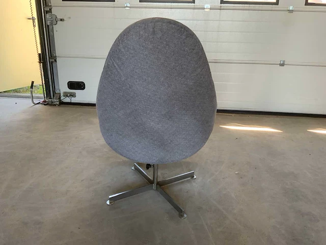 Draaifauteuil met voetenbankje - afbeelding 4 van  5