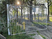 Draaipoort met hekwerk (17,60 mtr) - afbeelding 6 van  18