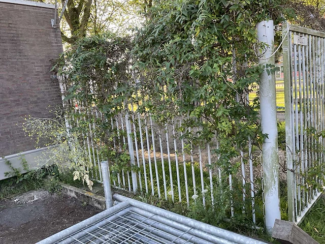 Draaipoort met hekwerk (17,60 mtr) - afbeelding 7 van  18