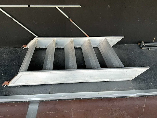 Draco - 1988 - dt 3 a 1200-2700 - podiumoplegger - afbeelding 37 van  56