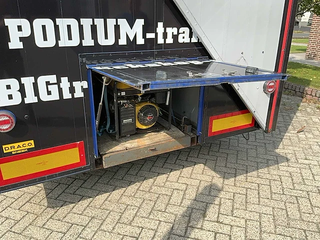Draco - 1988 - dt 3 a 1200-2700 - podiumoplegger - afbeelding 53 van  56