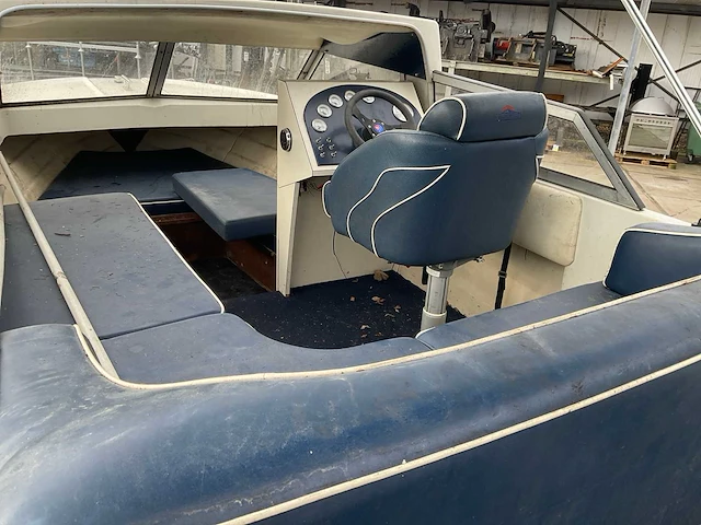 Draco 2000 snelle motorboot - afbeelding 4 van  19