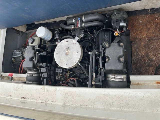 Draco 2000 snelle motorboot - afbeelding 8 van  19