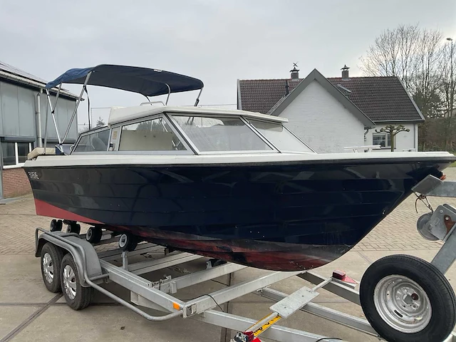 Draco 2000 snelle motorboot - afbeelding 13 van  19